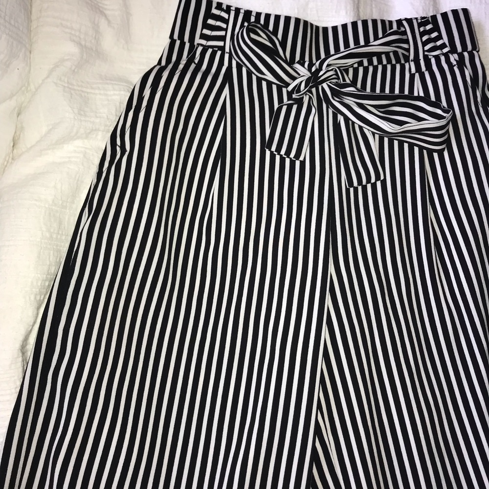 Pants - Picture 3 of 4